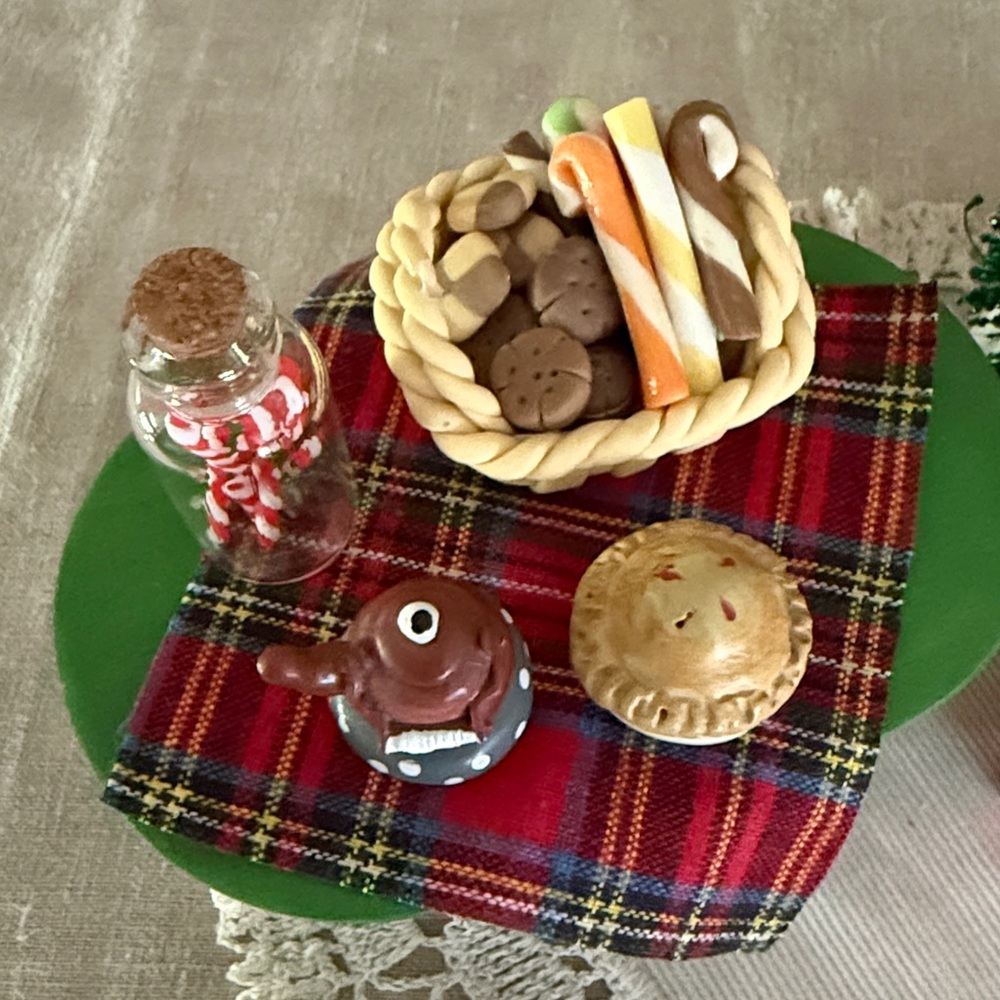 🎄Christmas Decor - Picture 2 of 16